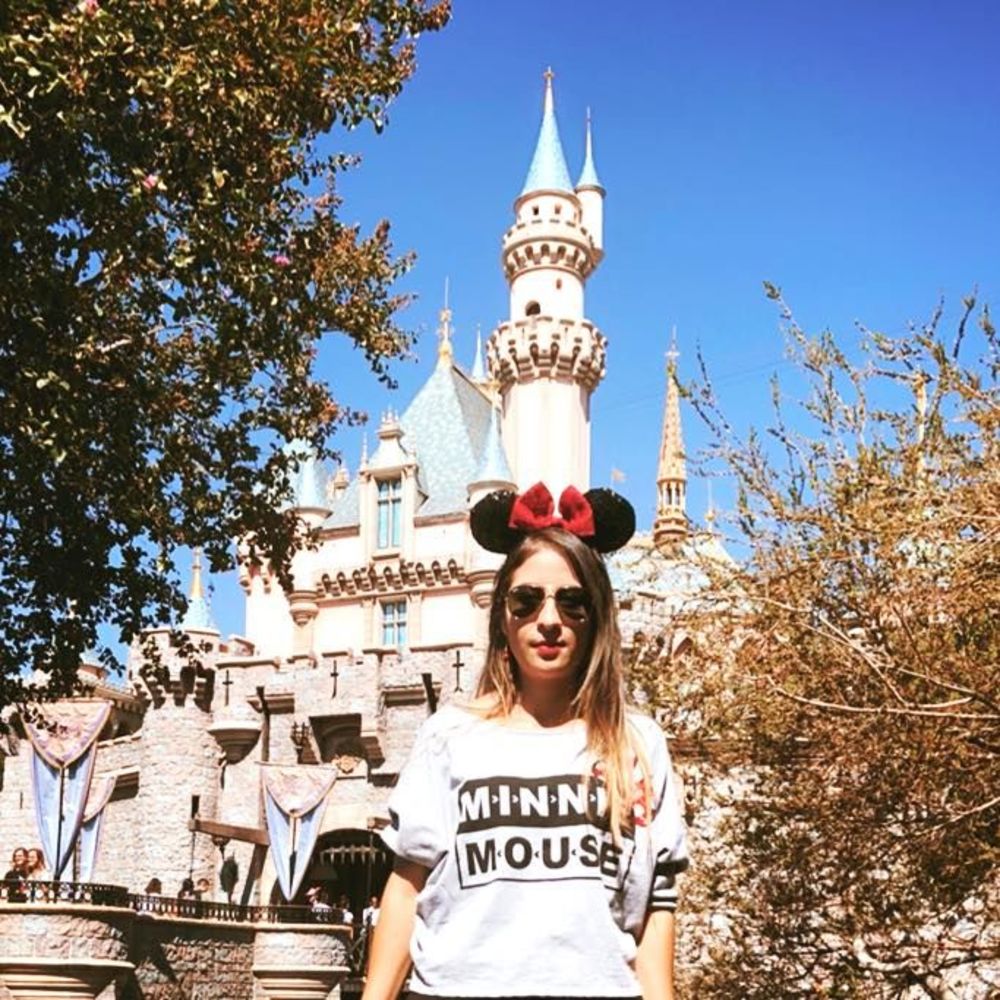 Meet your Posher, Tania